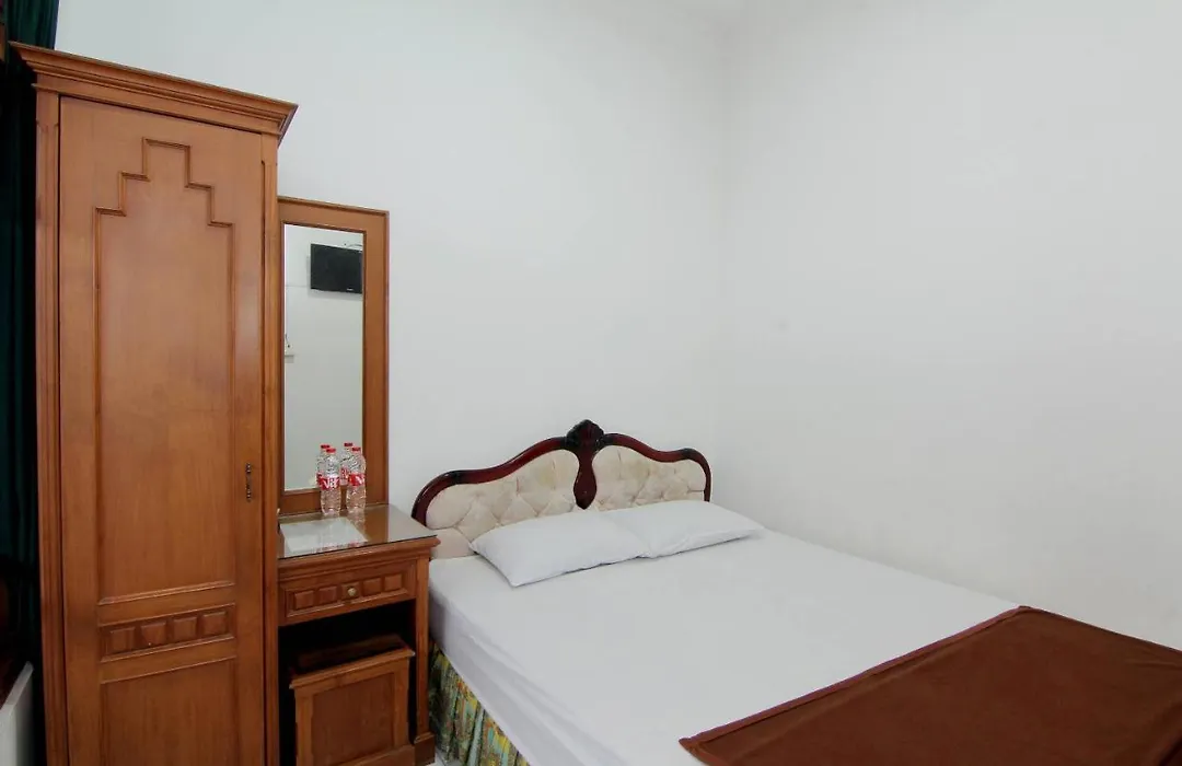 Hotel Fevytra Syariah-1