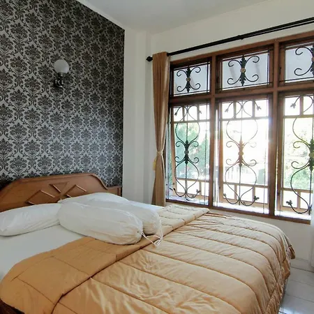 Hotel Fevytra Syariah-2